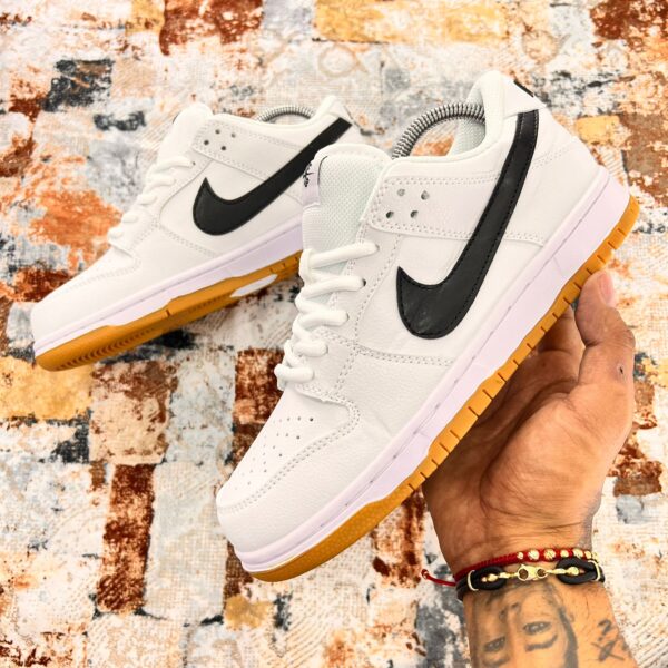 Nike SB DUNK