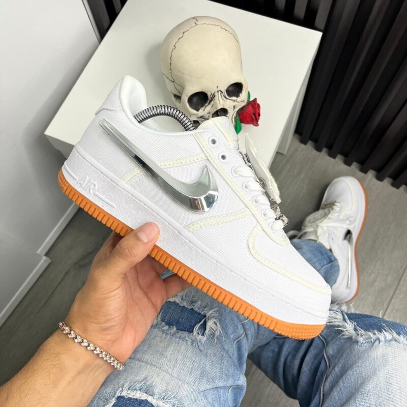 NIKE AIR FORCE ONE TRAVIS SCOTT