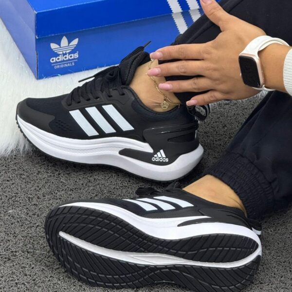 Adidas Defian 2.2