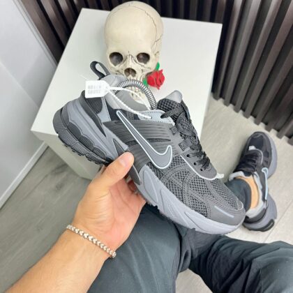 NIKE V2K CABALLERO