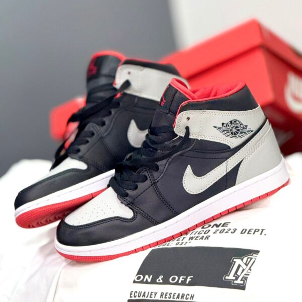 Nike Jordan 1